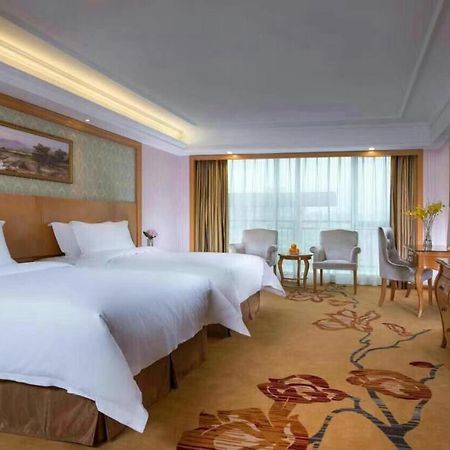 Vienna Hotel Guangzhou Baiyun Dongping Middle Road Exterior foto